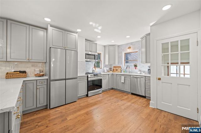 28 Mountain Avenue, Bloomfield, NJ 07003