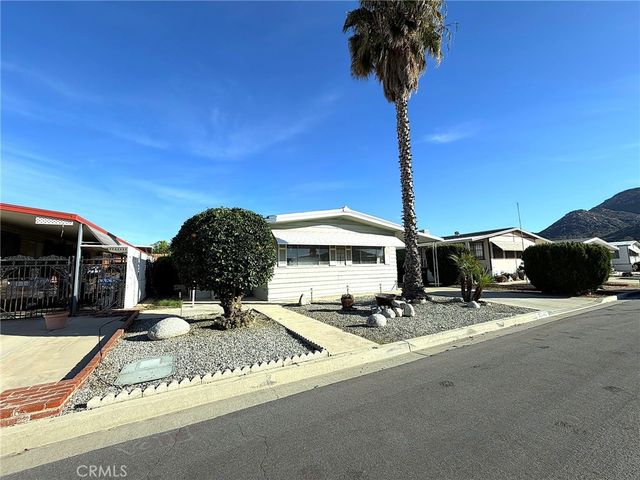 26082 Seaforthia Palm, Homeland, CA 92548
