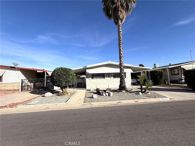 26082 Seaforthia Palm, Homeland, CA 92548