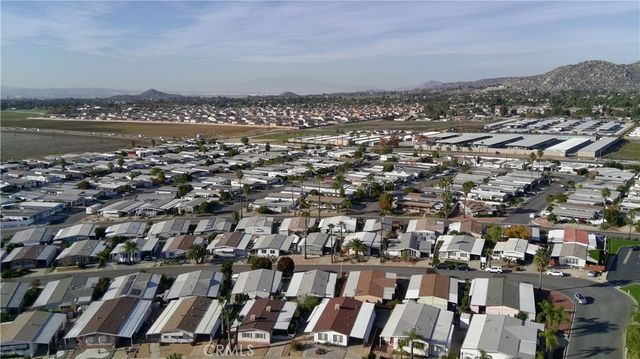 26082 Seaforthia Palm, Homeland, CA 92548