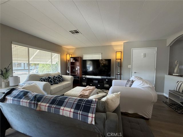 26082 Seaforthia Palm, Homeland, CA 92548