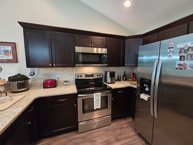145 Ecum Secum Pl., Conway, SC 29527