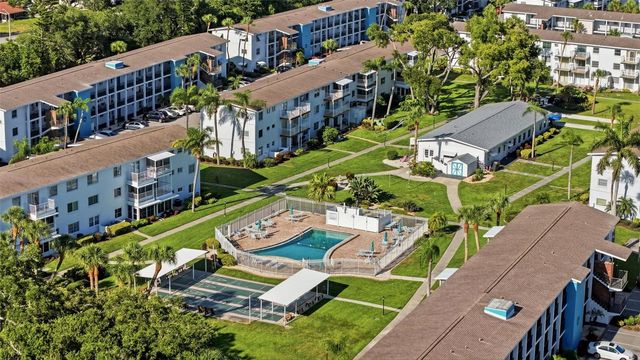 2545 FLAMINGO BOULEVARD L37, Bradenton, FL 34207