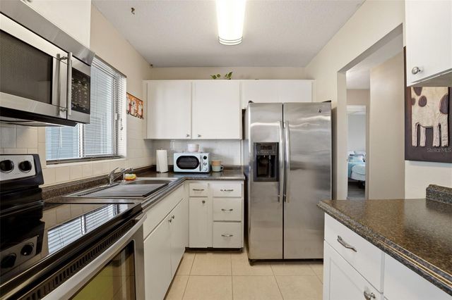 2545 FLAMINGO BOULEVARD L37, Bradenton, FL 34207