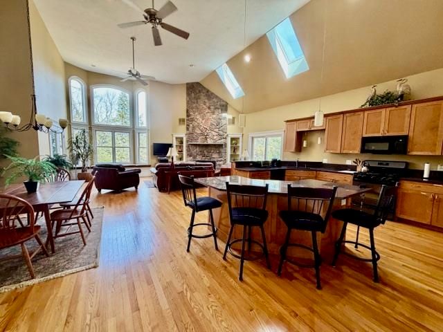 97 BABB MEADOW Lane, Mason, NH 03048