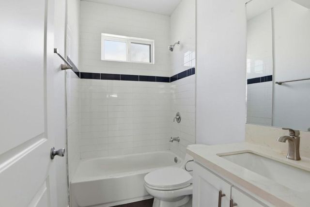 3918 Brighton Avenue, Los Angeles, CA 90062