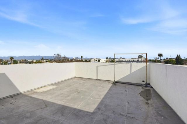 3918 Brighton Avenue, Los Angeles, CA 90062