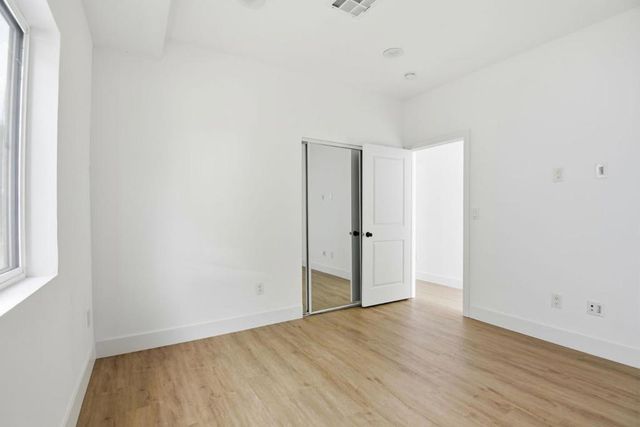 3918 Brighton Avenue, Los Angeles, CA 90062