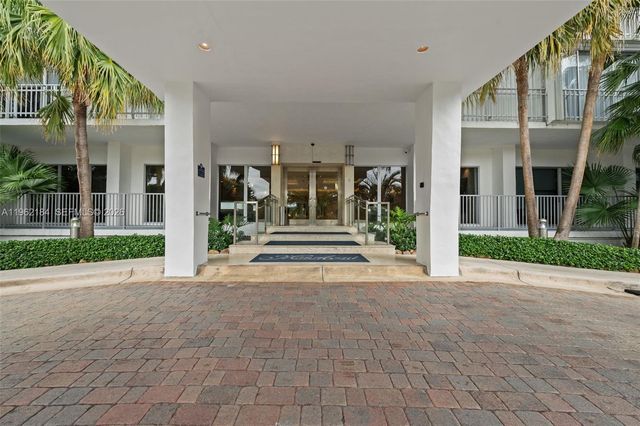 600 Grapetree Dr 3DS, Key Biscayne, FL 33149