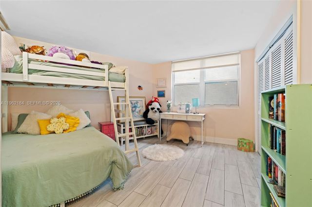 600 Grapetree Dr 3DS, Key Biscayne, FL 33149