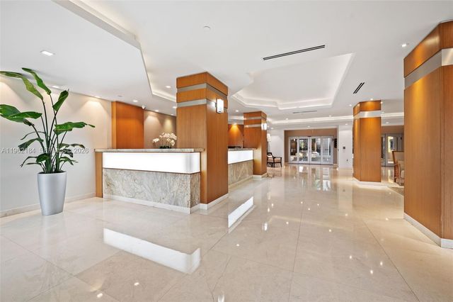 600 Grapetree Dr 3DS, Key Biscayne, FL 33149