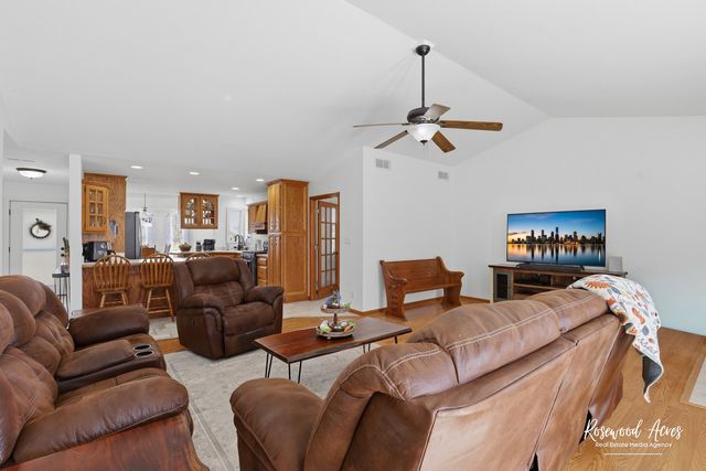 5996 W 2000N Road, Bonfield, IL 60913