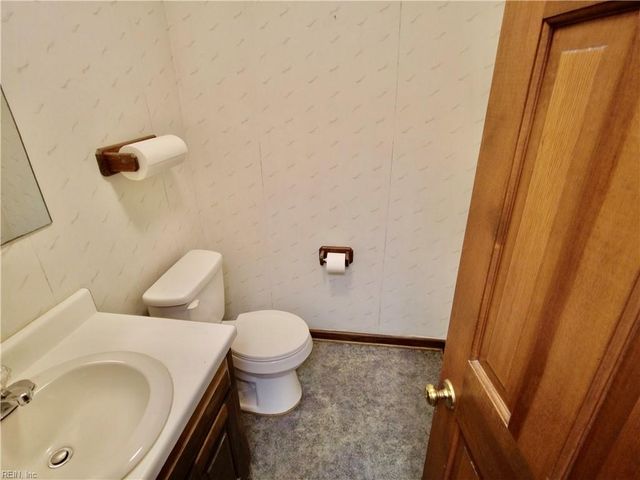 314 W Washington ST, Suffolk, VA 23434