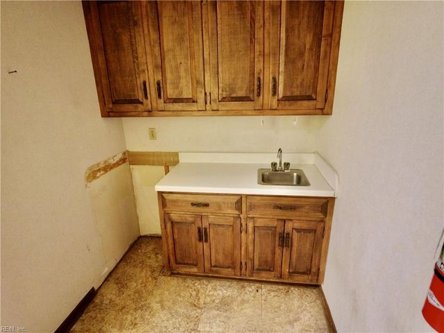 314 W Washington ST, Suffolk, VA 23434