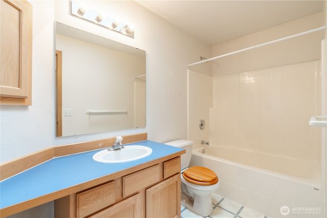 23323 106th Street E, Buckley, WA 98321