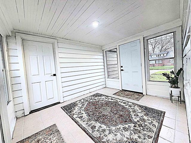 1936 N MASON STREET, Appleton, WI 54914