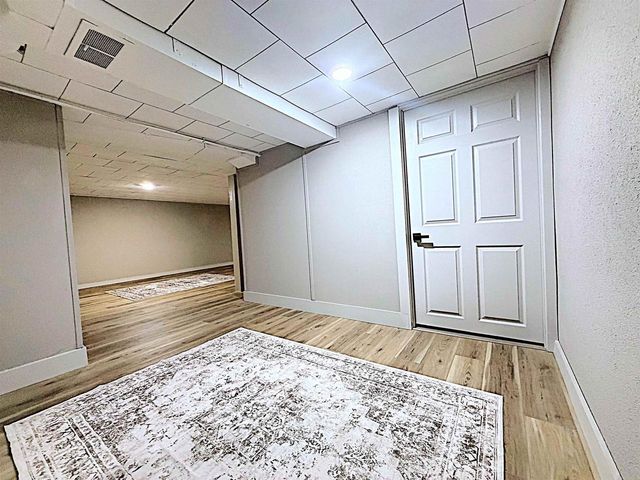 1936 N MASON STREET, Appleton, WI 54914