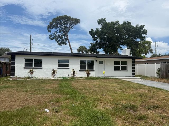 4910 HALIFAX DRIVE, Tampa, FL 33615