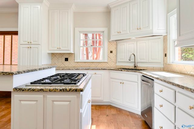 1511 Ausley Bend Road, Hartselle, AL 35640