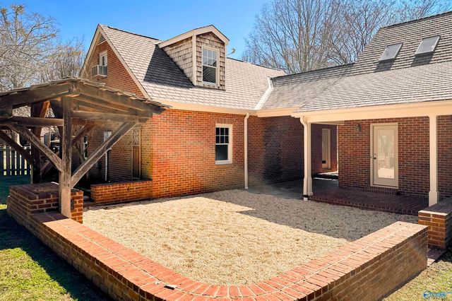 1511 Ausley Bend Road, Hartselle, AL 35640