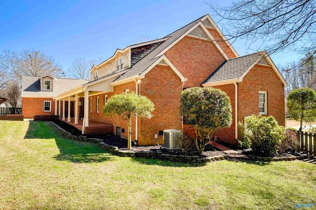 1511 Ausley Bend Road, Hartselle, AL 35640