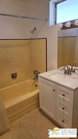 2290 S Palm Canyon Drive 114, Palm Springs, CA 92264