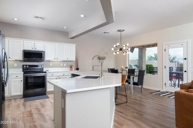 10439 E Trailhead Court, Gold Canyon, AZ 85118