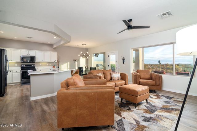 10439 E Trailhead Court, Gold Canyon, AZ 85118