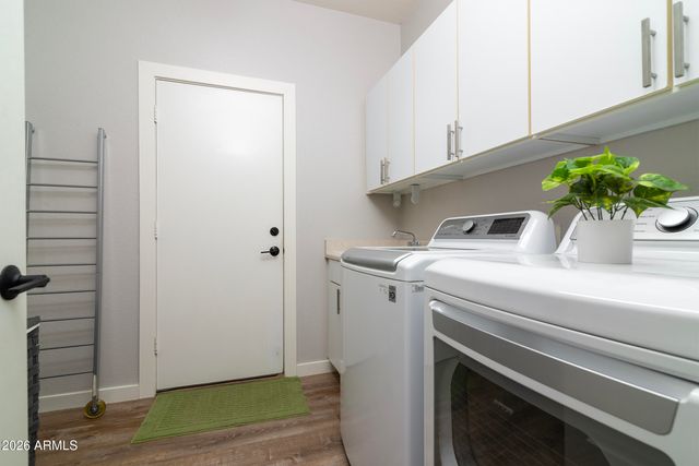 10439 E Trailhead Court, Gold Canyon, AZ 85118