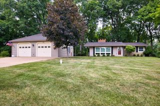 8683 Club House Drive, Brighton, MI 48116