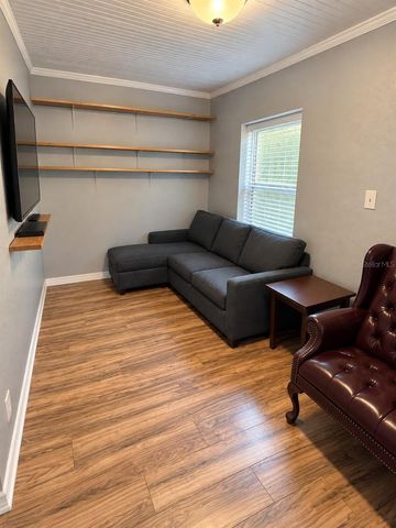 1463 19TH STREET, Sarasota, FL 34234