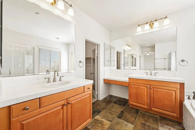 3180 Corte Tradicion, Carlsbad, CA 92009