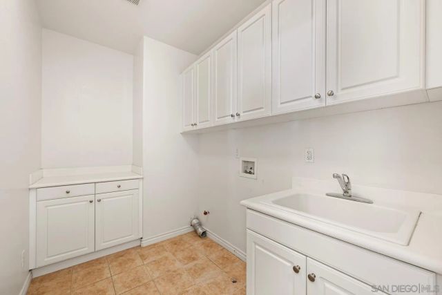 3180 Corte Tradicion, Carlsbad, CA 92009