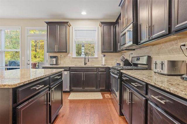 821 Tramore Court, Acworth, GA 30102