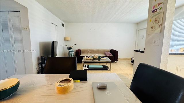 1425 Arthur 514B, Hollywood, FL 33020