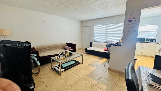 1425 Arthur 514B, Hollywood, FL 33020
