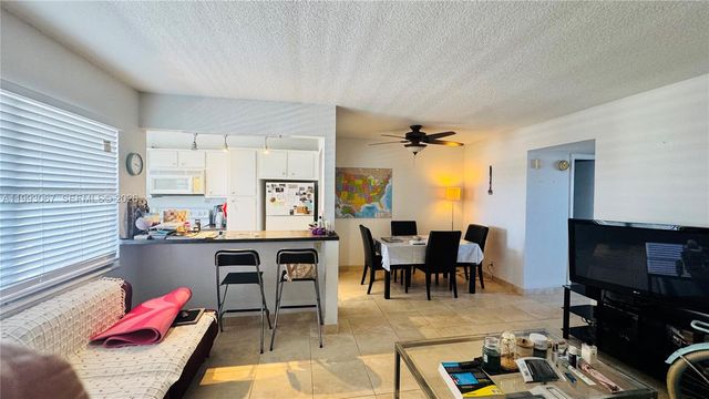 1425 Arthur 514B, Hollywood, FL 33020