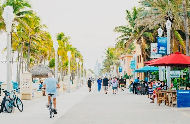 1425 Arthur 514B, Hollywood, FL 33020