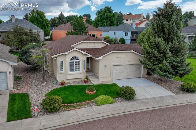 5745 Doe Skin Court, Colorado Springs, CO 80918
