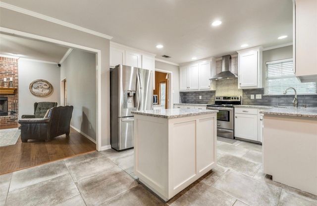 11068 Prairie Lakes Lane, Forney, TX 75126