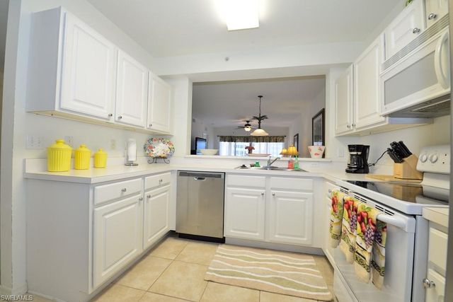 10000 Maddox LN 125, Bonita Springs, FL 34135