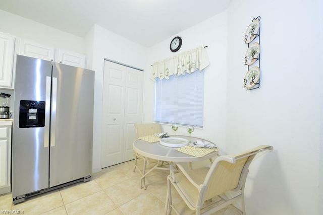 10000 Maddox LN 125, Bonita Springs, FL 34135