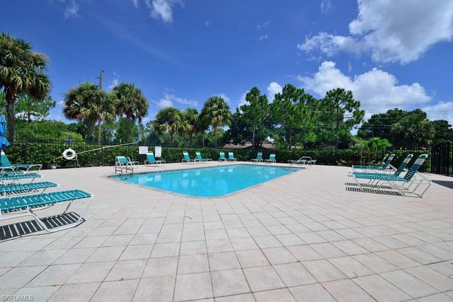 10000 Maddox LN 125, Bonita Springs, FL 34135