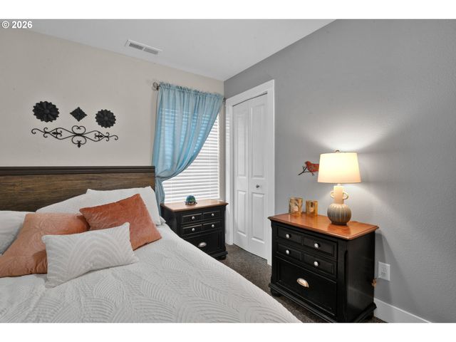 1810 Ne ALAMEDA Ave, Roseburg, OR 97470