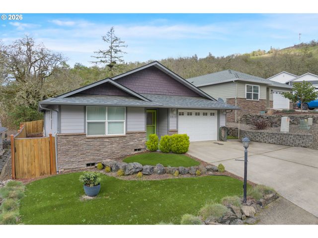 1810 Ne ALAMEDA Ave, Roseburg, OR 97470