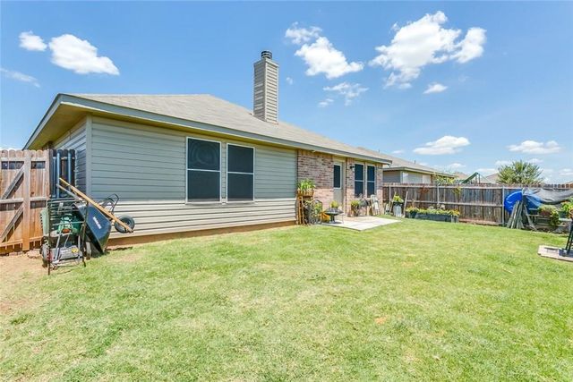 8832 Elk Creek Lane, Fort Worth, TX 76123