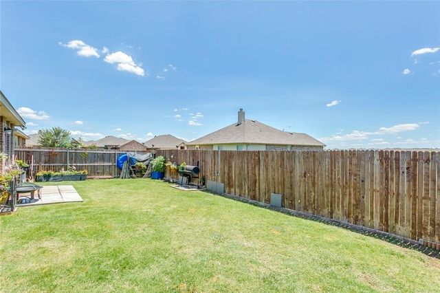 8832 Elk Creek Lane, Fort Worth, TX 76123