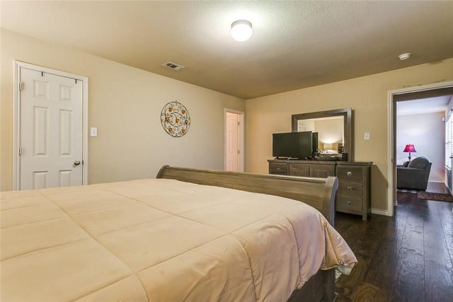 8832 Elk Creek Lane, Fort Worth, TX 76123