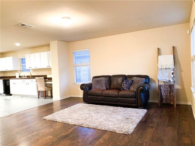 8832 Elk Creek Lane, Fort Worth, TX 76123