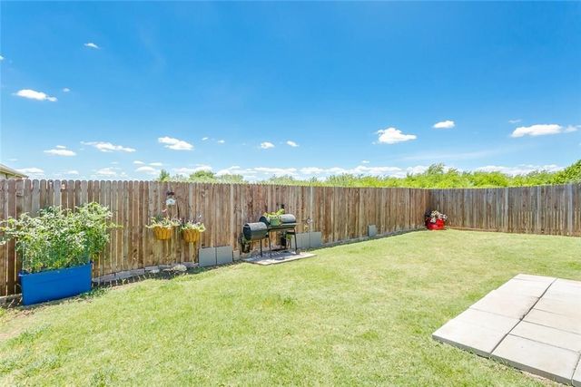 8832 Elk Creek Lane, Fort Worth, TX 76123